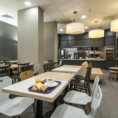 Lyon Ouest Hotel 2*